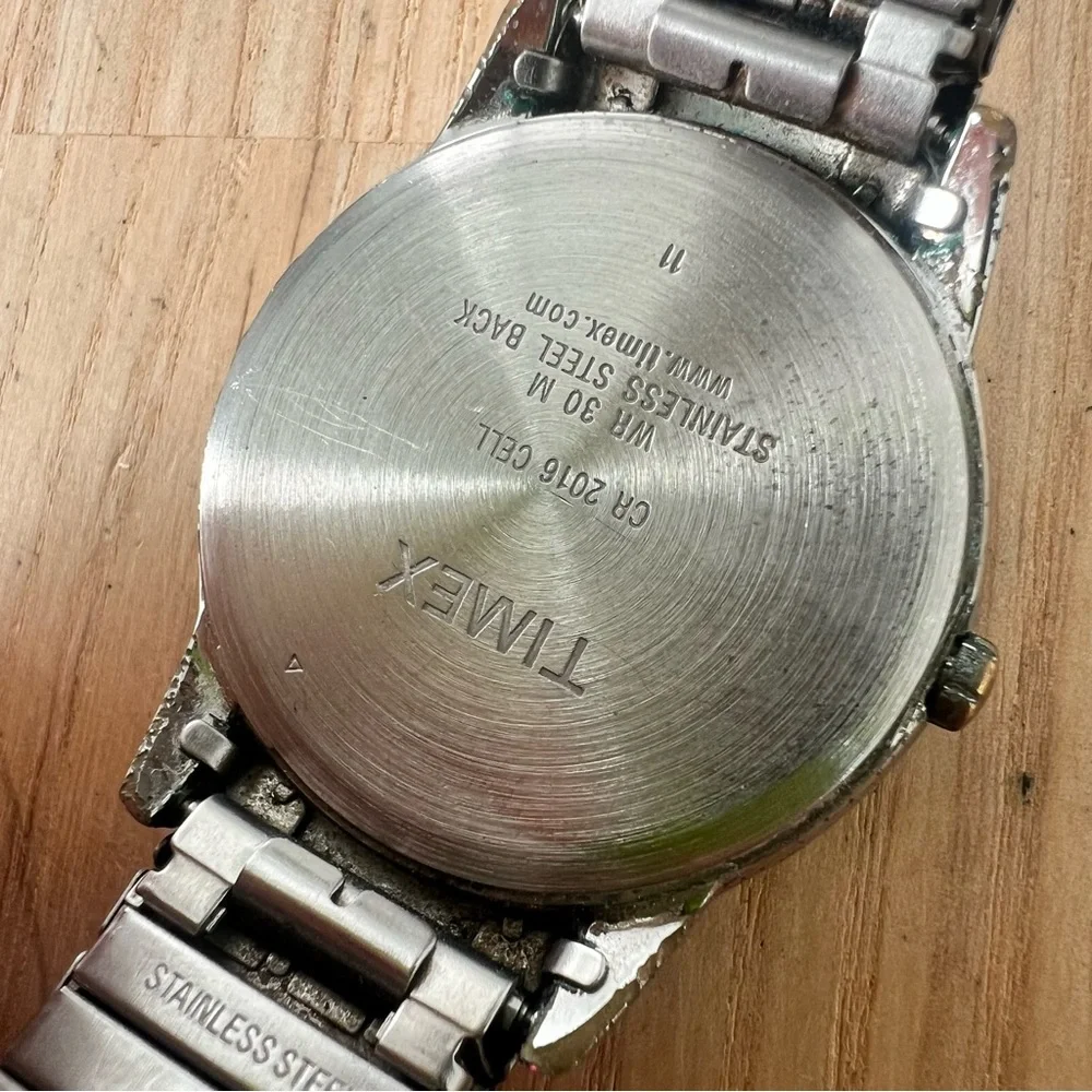 Timex men’s two toned easy reader watch NEW BATTERY